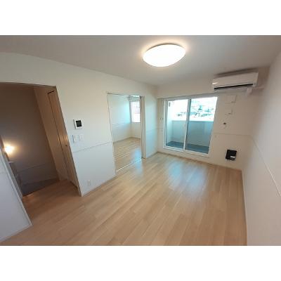 メゾンアリービオ 201【管理NO：1-026669601-02010】 ★家具家電は申し込み後に搬入します 2026年08月中旬入居可能の物件写真2