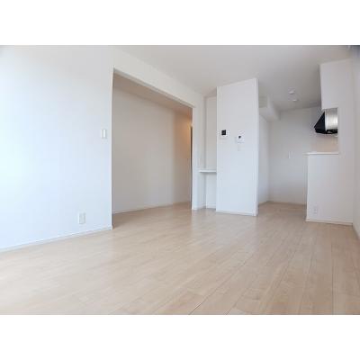 フィオレンティーナⅤ 104【管理NO：1-022025501-01040】 ★家具家電は申し込み後に搬入しますの物件写真2
