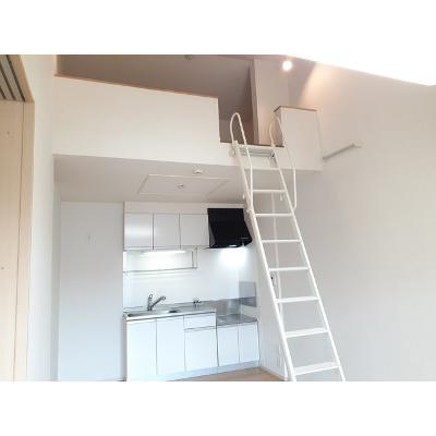 ドルチェⅡ 202【管理NO：1-017230501-02020】 ★家具家電は申し込み後に搬入しますの物件写真2