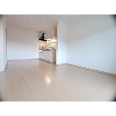 シルフィード 202【管理NO：1-017050901-02020】 ★家具家電は申し込み後に搬入します★の物件写真2