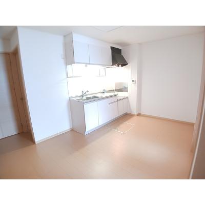 ピクシーズタウンⅠ 102【管理NO：1-016202401-01020】 ★家具家電は申し込み後に搬入します★の物件写真2