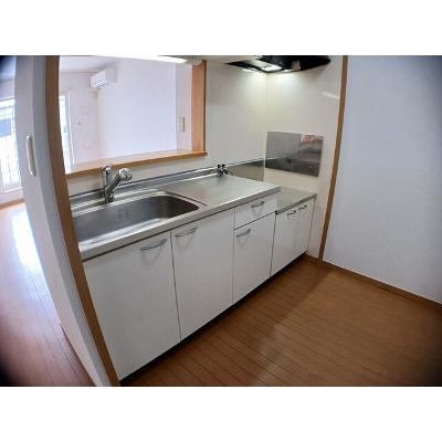 ヒルサイド緑ヶ丘Ｂ 203【管理NO：1-013933102-02030】 ★家具家電は申し込み後に搬入しますの物件写真3