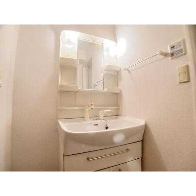 クール・ヴィヴァーチェＢ 102【管理NO：1-013238502-01020】 ★家具家電は申し込み後に搬入します★の物件写真6