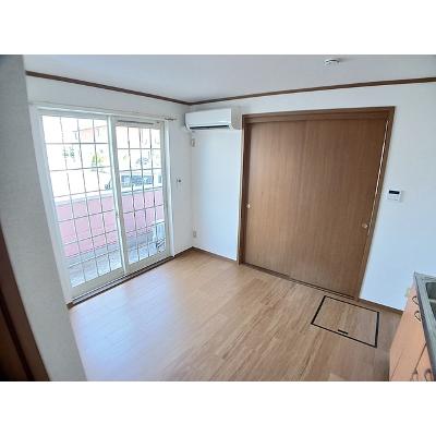 シャルマンミキ 101【管理NO：1-010311401-01010】 ★家具家電は申し込み後に搬入します★の物件写真2
