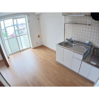 カーサ正保橋 201【管理NO：1-007633001-02010】 ★家具家電は申し込み後に搬入します★の物件写真2