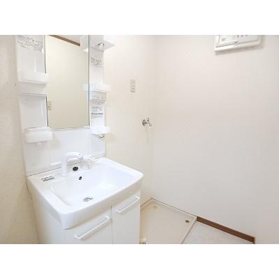 アムラインＢ 103【管理NO：1-007537502-01030】 ★家具家電は申し込み後に搬入します★の物件写真6