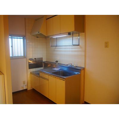 ドミール前田 202【管理NO：1-003756301-02020】 ★家具家電は申し込み後に搬入します★の物件写真3