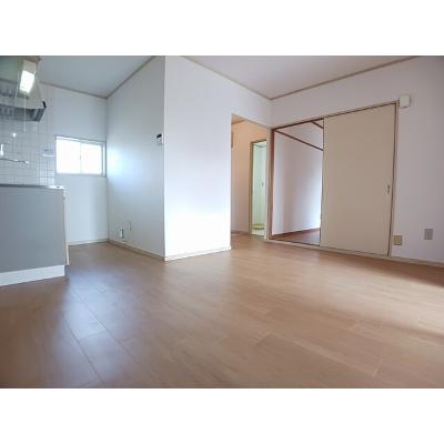 エルダー佐々木 205【管理NO：1-002760901-02040】 ★家具家電は申し込み後に搬入します★の物件写真2
