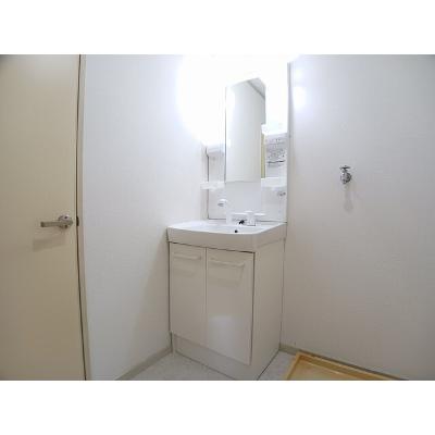 エルダー佐々木 205【管理NO：1-002760901-02040】 ★家具家電は申し込み後に搬入します★の物件写真6