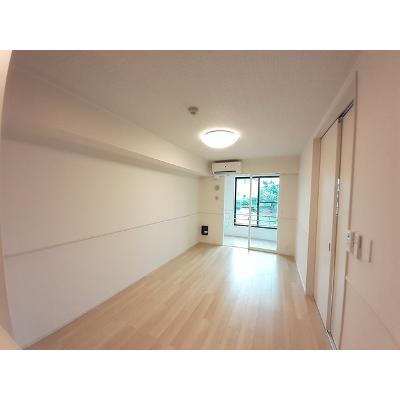ハイフィールドⅢ 105【管理NO：1-027133301-01040】 ★家具家電は申し込み後に搬入しますの物件写真2