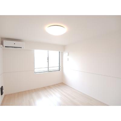 グレイス大和小泉 201【管理NO：1-027029201-02010】 ★家具家電は申し込み後に搬入しますの物件写真2