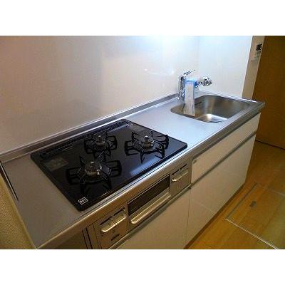 フュルネ 102【管理NO：1-021985301-01020】 ★家具家電は申し込み後に搬入します 2026年08月中旬入居可能の物件写真3