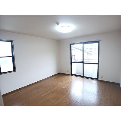 アルタイル梅美台 305【管理NO：1-099349901-03040】 ★家具家電は申し込み後に搬入しますの物件写真2