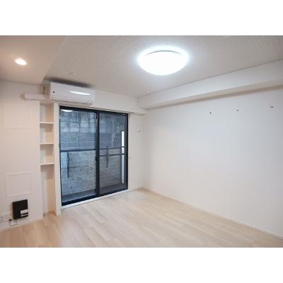 リエゾン学園前 101【管理NO：1-028222501-01010】 ★家具家電は申し込み後に搬入しますの物件写真2