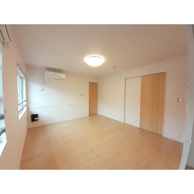 ミエティトゥーラ 201【管理NO：1-025504101-02010】 ★家具家電は申し込み後に搬入しますの物件写真2