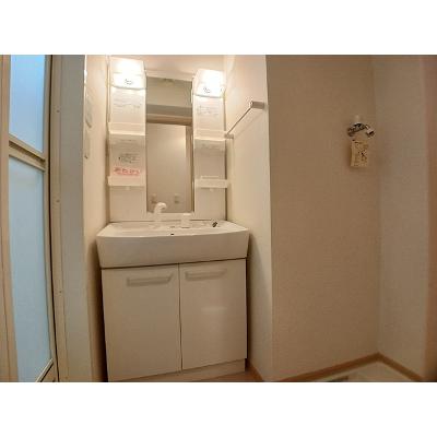 クレディーカーサ 103【管理NO：1-016118601-01030】 ★家具家電は申し込み後に搬入しますの物件写真6