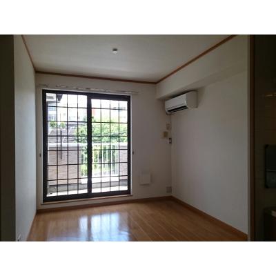 アンソレイエ　（小瀬町） 205【管理NO：1-012144701-02040】 ★家具家電は申し込み後に搬入します 2026年08月中旬入居可能の物件写真2
