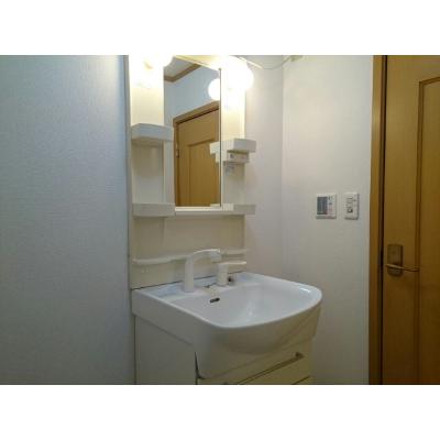 アンソレイエ　（小瀬町） 205【管理NO：1-012144701-02040】 ★家具家電は申し込み後に搬入します 2026年08月中旬入居可能の物件写真6