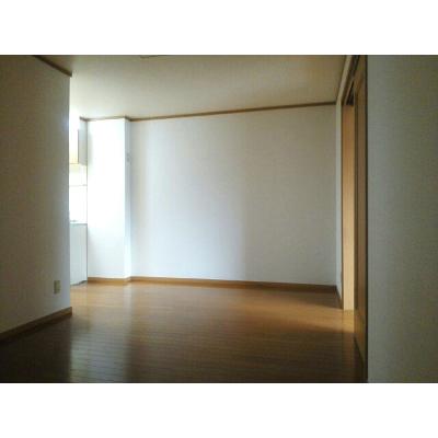 アヴェニール太子 102【管理NO：1-011907201-01020】 2026年06月下旬入居可能の物件写真2