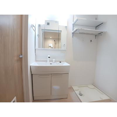 ラヴィエールⅠ 303【管理NO：1-028198601-03030】 ★家具家電は申し込み後に搬入します★の物件写真6
