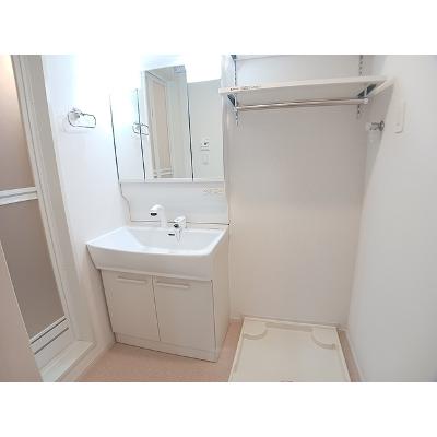 ラヴィエールⅠ 102【管理NO：1-028198601-01020】 ★家具家電は申し込み後に搬入します★の物件写真6