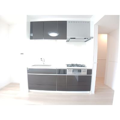 サンシャイン中曽司 203【管理NO：1-027926001-02030】 ★家具家電は申し込み後に搬入します★の物件写真3