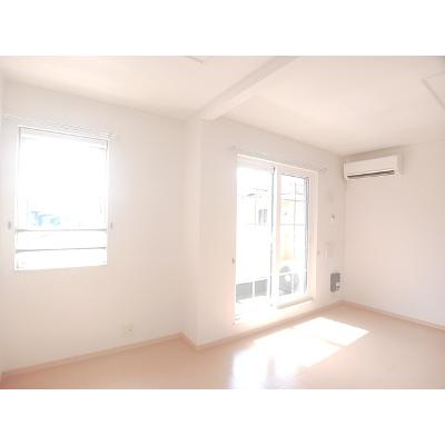 グランド　ソレイユ　Ａ 201【管理NO：1-015400001-02010】 ★家具家電は申し込み後に搬入しますの物件写真2