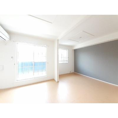 ベルポスト・ドゥーエ 205【管理NO：1-018268901-02040】 ★家具家電は申し込み後に搬入しますの物件写真2