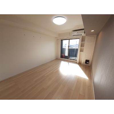 シャトーエレガント 302【管理NO：1-026763801-03020】 ★家具家電は申し込み後に搬入します 2026年08月中旬入居可能の物件写真2