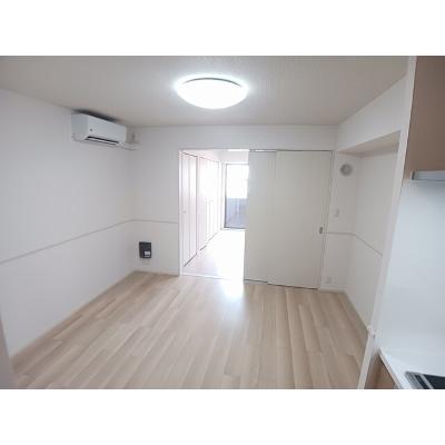 ベル　ファミーレ 103【管理NO：1-028359401-01030】 ★家具家電は申し込み後に搬入しますの物件写真2