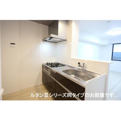 ソレアード　コート 304【管理NO：1-028282101-03040】 ★家具家電は申し込み後に搬入します 2027年01月下旬入居可能の物件写真3