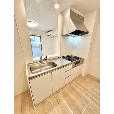 グレイシャス 103【管理NO：1-026212701-01030】 ★家具家電は申し込み後に搬入しますの物件写真3