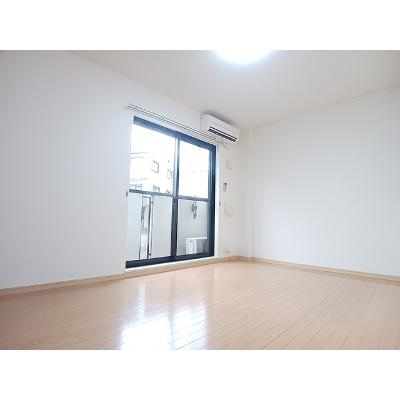 クラールブリーゼ 101【管理NO：1-015347201-01010】 ★家具家電は申し込み後に搬入しますの物件写真2