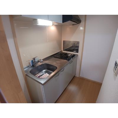 クラールブリーゼ 101【管理NO：1-015347201-01010】 ★家具家電は申し込み後に搬入しますの物件写真3