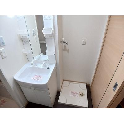 クラールブリーゼ 101【管理NO：1-015347201-01010】 ★家具家電は申し込み後に搬入しますの物件写真6