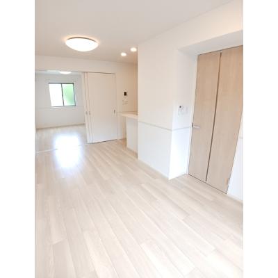 Ｓａｌｌｉｅｒ 102【管理NO：1-028527701-01020】 ★家具家電は申し込み後に搬入します★の物件写真2
