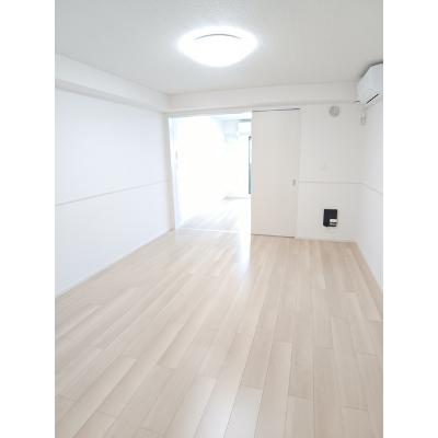 ジーアンビエンス 102【管理NO：1-028256901-01020】 ★家具家電は申し込み後に搬入します★の物件写真2