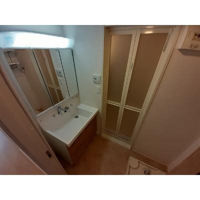 ラ・ルミエール 402【管理NO：1-024825401-04020】 2026年08月中旬入居可能の物件写真6