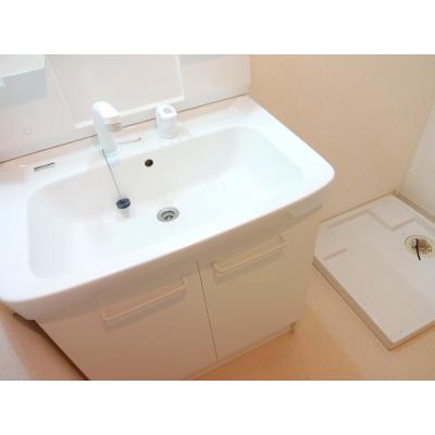 イリーデ摂津 203【管理NO：1-019585801-02030】 ★家具家電は申し込み後に搬入しますの物件写真6