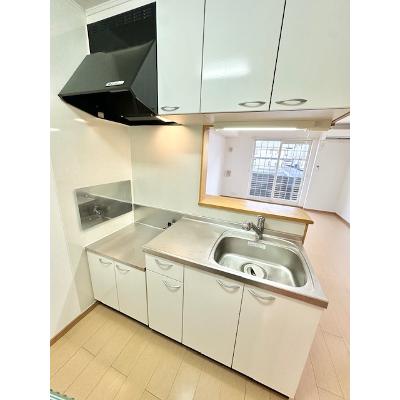 エトワールバレーⅠ 102【管理NO：1-014409101-01020】 ★家具家電は申し込み後に搬入します★の物件写真3