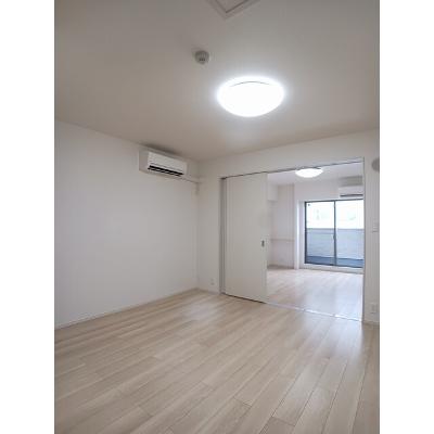 Ｇ－ＳＱＵＡＲＥ 302【管理NO：1-025619901-03020】 ★家具家電は申し込み後に搬入します★の物件写真2