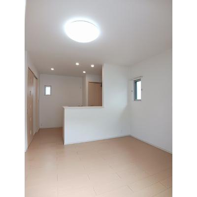 セレスコート花園 203【管理NO：1-020764201-02030】 ★家具家電は申し込み後に搬入しますの物件写真2