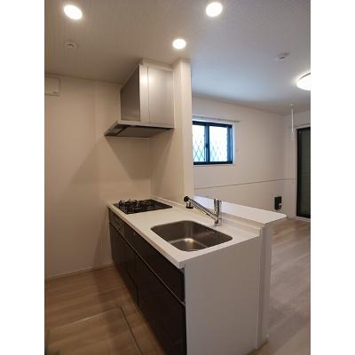 アゼリアⅠ 103【管理NO：1-027940901-01030】 ★家具家電は申し込み後に搬入しますの物件写真3