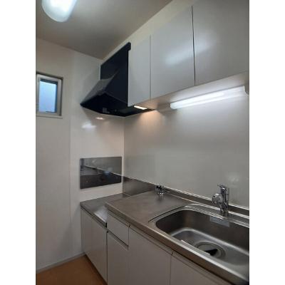 セレスコート花園 101【管理NO：1-020764201-01010】 ★家具家電は申し込み後に搬入します★の物件写真3