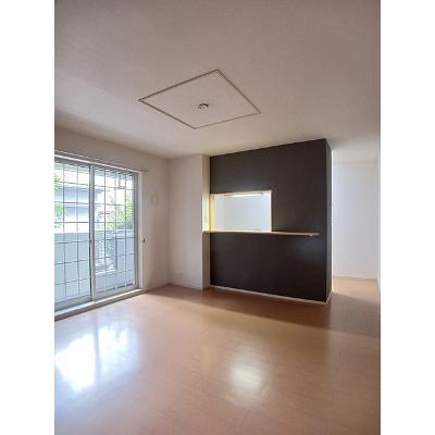 プラシード・カーサ 103【管理NO：1-018143301-01030】 ★家具家電は申し込み後に搬入します★の物件写真2
