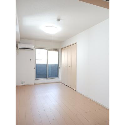 シュヴァル・マラン 207【管理NO：1-017909001-02060】 ★家具家電は申し込み後に搬入しますの物件写真2