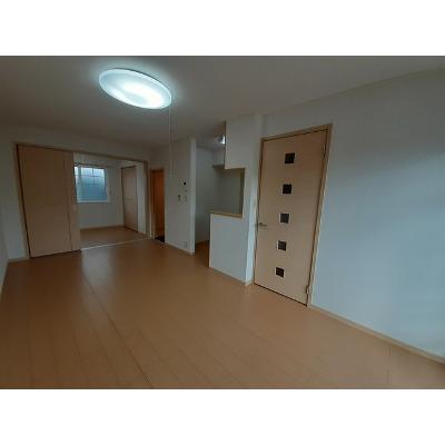ソルジェンテ 102【管理NO：1-015968501-01020】 ★家具家電は申し込み後に搬入しますの物件写真2