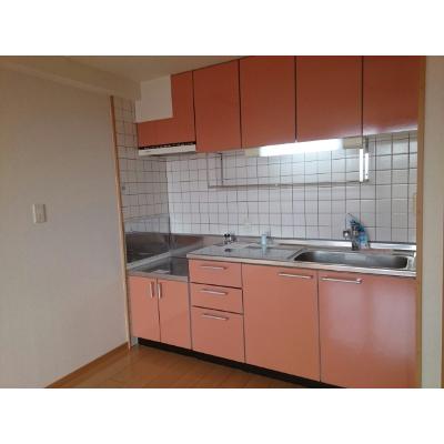 プリュクレール 201【管理NO：1-012158901-02010】 ★家具家電は申し込み後に搬入します★の物件写真3
