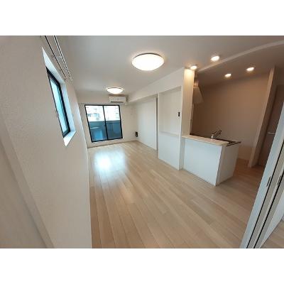 バーミィ 203【管理NO：1-026847101-02030】 ★家具家電は申し込み後に搬入します 2026年08月中旬入居可能の物件写真2