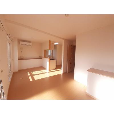 ファラオ藤沢台 201【管理NO：1-016139801-02010】 ★家具家電は申し込み後に搬入しますの物件写真2